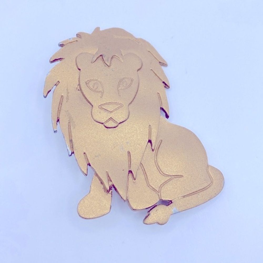 Vintage Brushed Gold Tone Sitting Lion Brooch Pin - Regal Leo Animal Figural